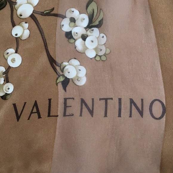 VALENTINO SILK SCARF - Picture 9 of 13